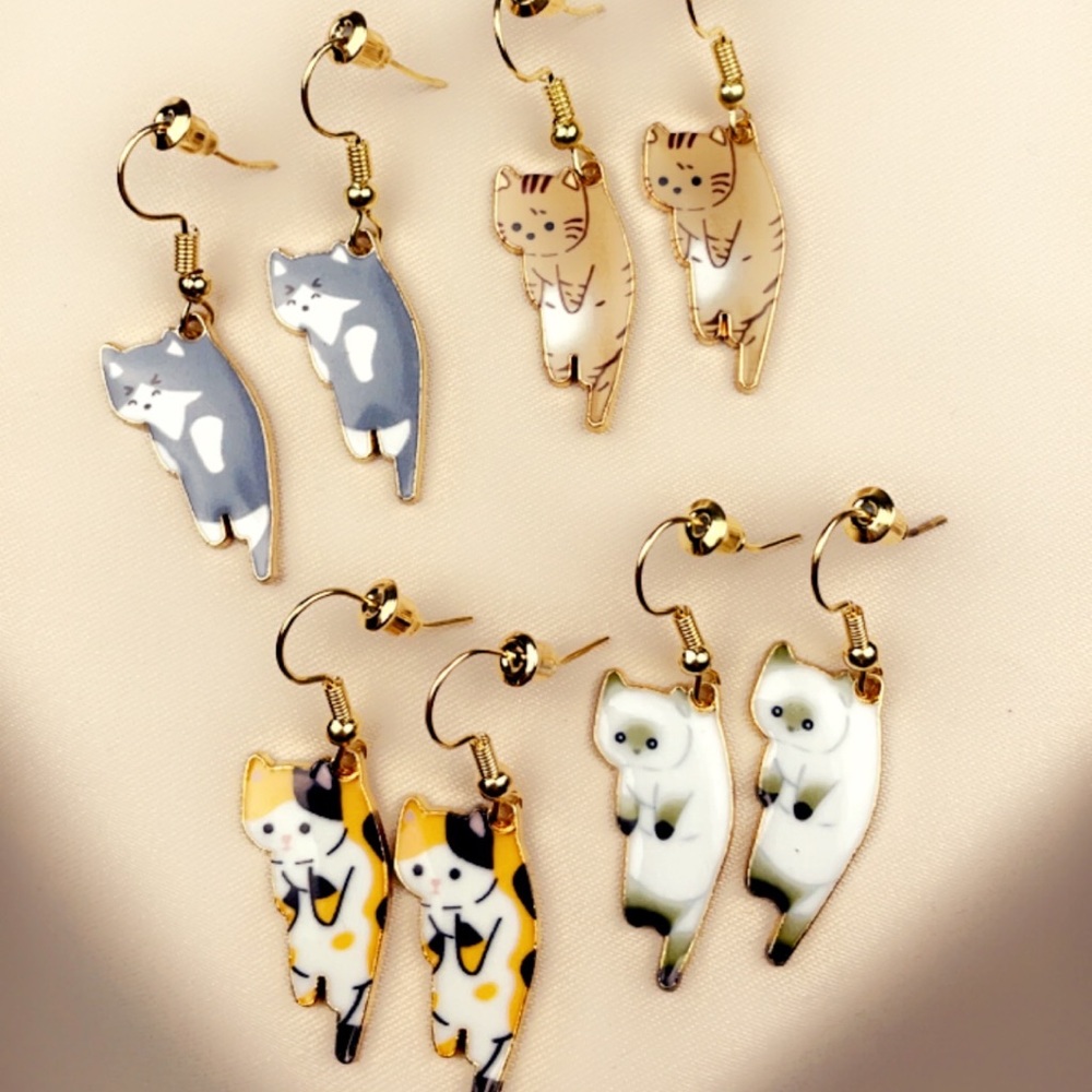 Cat earrings